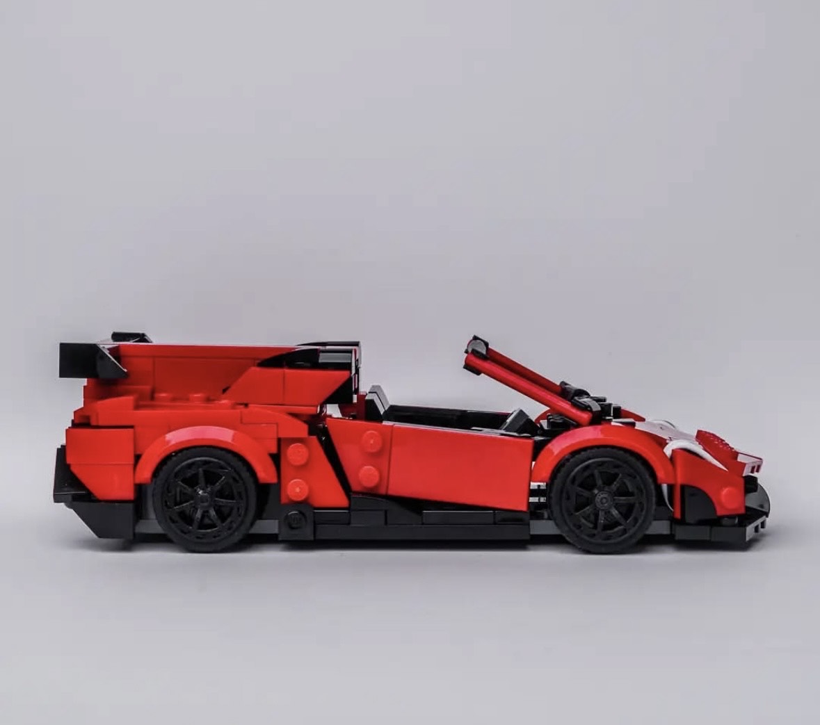 INSTRUCTIONS- Lamborghini Veneno Roadster White Inspired